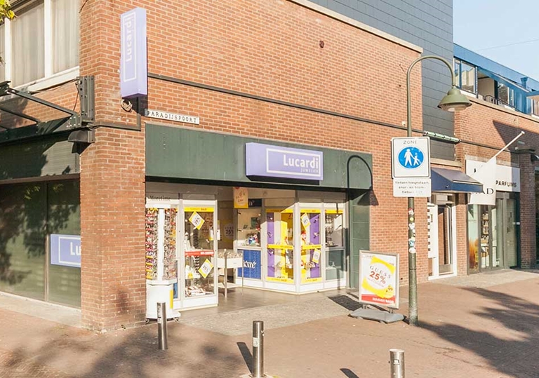 Vacature: Winkelmedewerker tijdelijke vakantiekracht Lucardi Delft Paradijspoort 