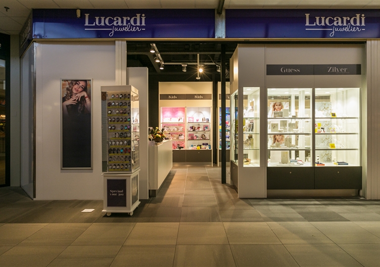 Vacature: Winkelmedewerker weekendhulp Lucardi Den Bosch Helftheuvel 