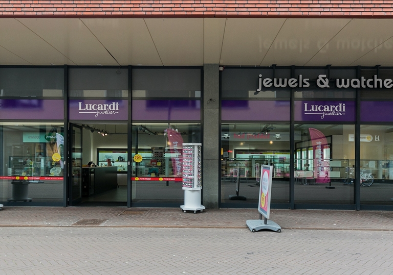 Vacature: Winkelmedewerker weekendhulp Lucardi Etten-Leur