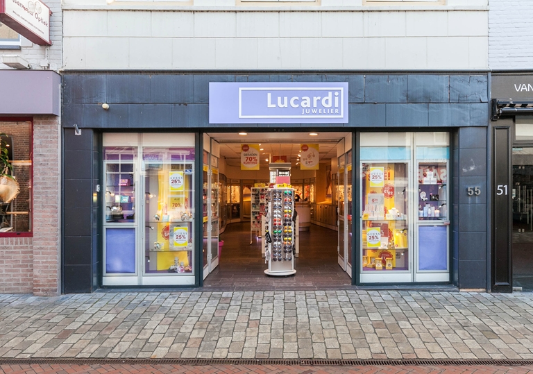 Vacature: Winkelmedewerker weekend Lucardi Hellevoetsluis
