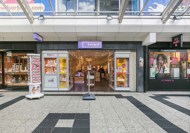 Vacature: Winkelmedewerker Vlaardingen |  Lucardi 